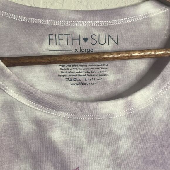 NWT Fifth Sun Purple & White Tie Dye Cropped Top Baby Tee Junior’s XL (15-17) - Picture 2 of 3